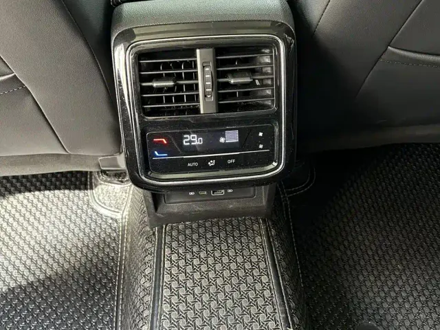 Volkswagen Passat 2022 330TSI Starlight Elite Edition — Фото автомобиля 14