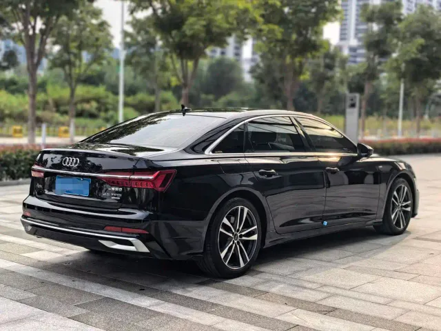Audi A6L — Фото автомобиля 5