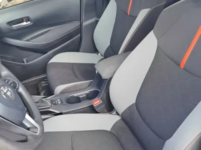 Toyota Corolla — Фото автомобиля 13