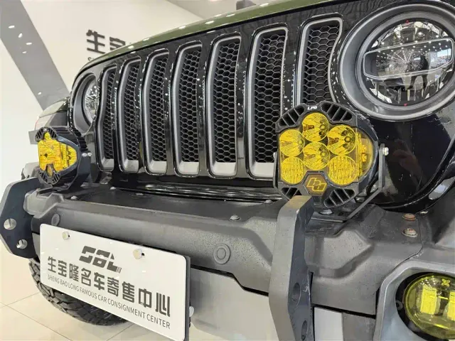 Jeep Gladiator — Фото автомобиля 13
