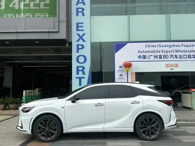 Lexus RX — Фото автомобиля 3