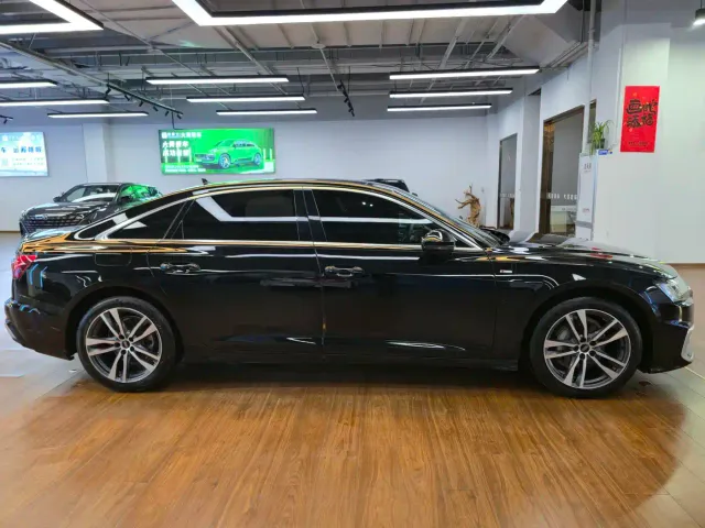 Audi A6L — Фото автомобиля 4