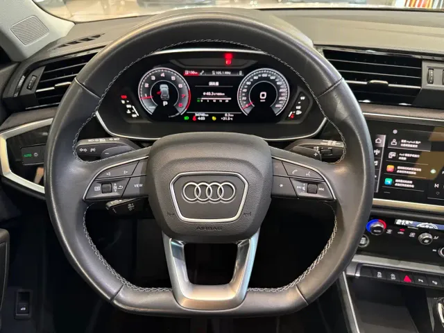 Audi Q3 — Фото автомобиля 13