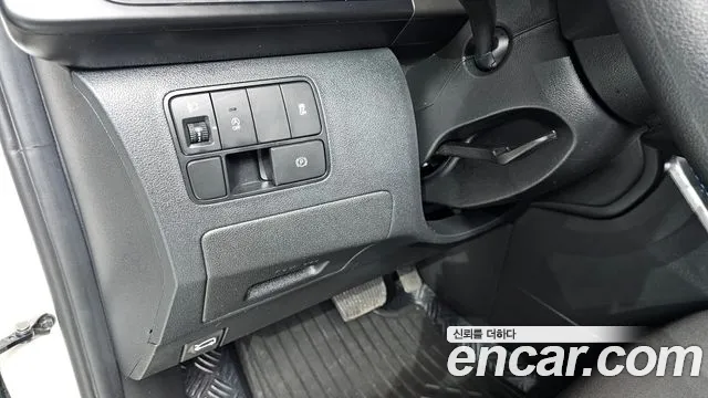 Hyundai Staria Staria Tourer 11 мест — Фото автомобиля 14
