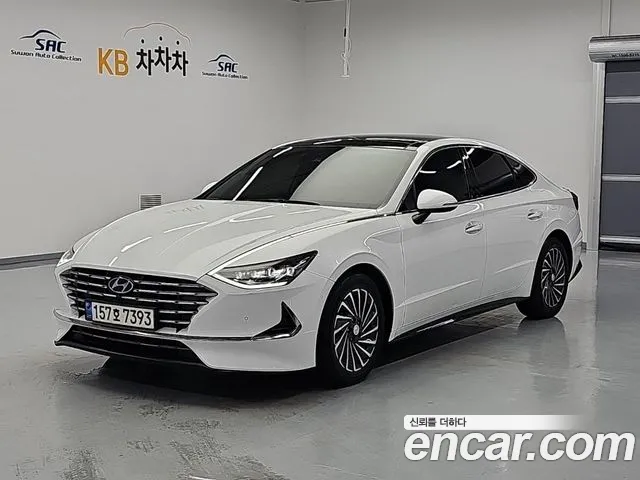Фотография автомобиля — Hyundai Sonata DN8