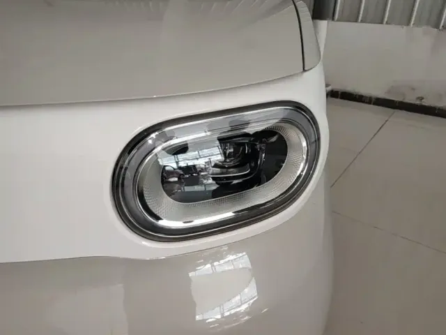 Wuling Hongguang Mini EV — Фото автомобиля 17