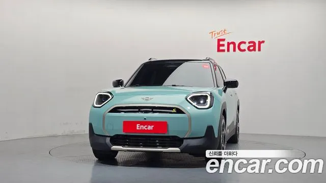 MINI Aceman 1st Gen — Фото автомобиля 3