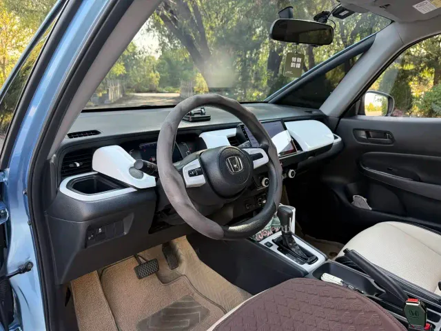 Honda Fit — Фото автомобиля 10