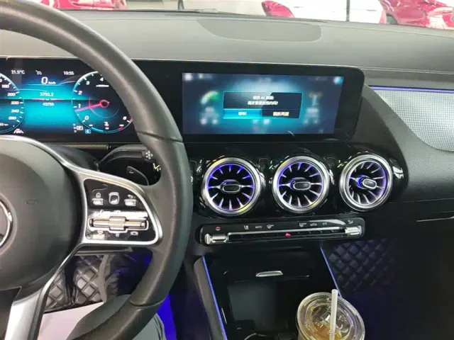 Mercedes-Benz GLA-Class — Фото автомобиля 12