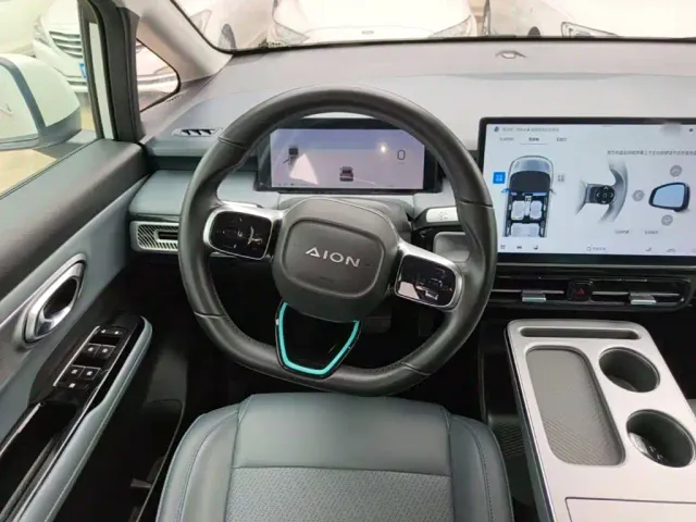GAC Aion Y — Фото автомобиля 10