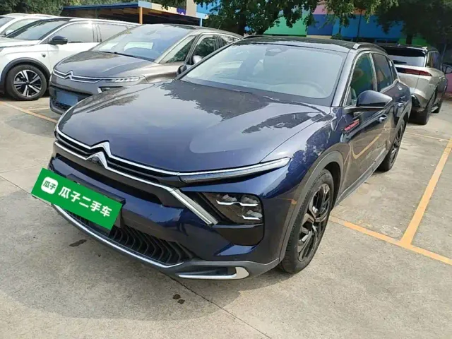 Фотография автомобиля — Citroen C5 X