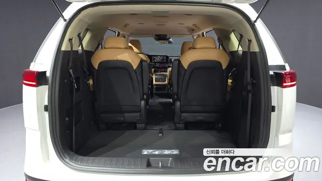 Kia Canival Carnival 4 поколение 9 мест Prestige — Фото автомобиля 20