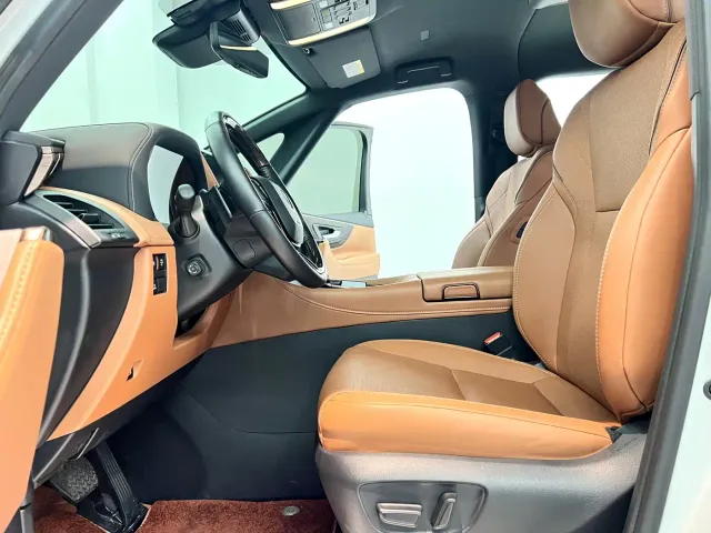 Toyota Vellfire — Фото автомобиля 4
