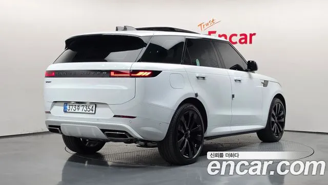 Land Rover Range Rover Sport 3rd Gen — Фото автомобиля 2