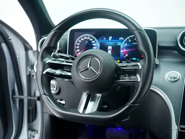 Mercedes-Benz C-Class — Фото автомобиля 16