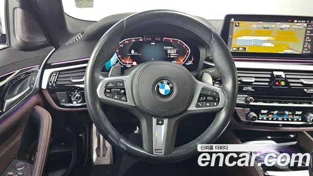 BMW 5 Series G30 — Фото автомобиля 19