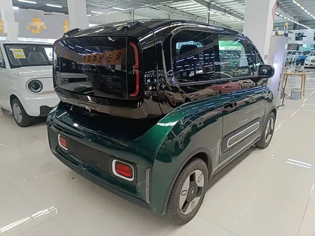 Baojun KiWi EV — Фото автомобиля 6
