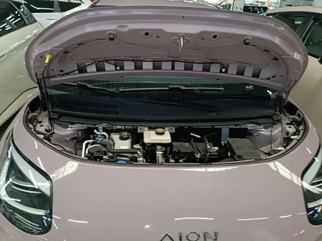 GAC Aion UT — Фото автомобиля 19