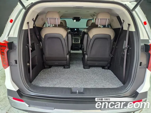 Kia Canival Новый Carnival 4 поколение Дизель 9 мест Signature — Фото автомобиля 11