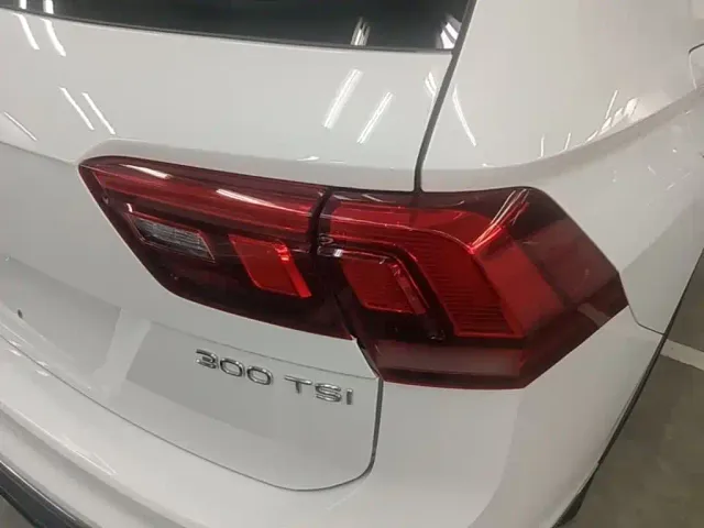 Volkswagen Tiguan L — Фото автомобиля 7