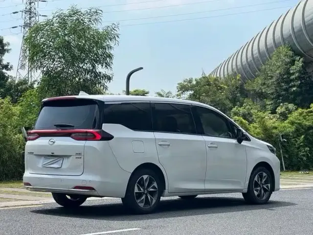 GAC Trumpchi M6 — Фото автомобиля 4