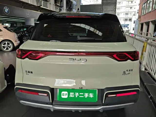 BYD Yuan UP — Фото автомобиля 5