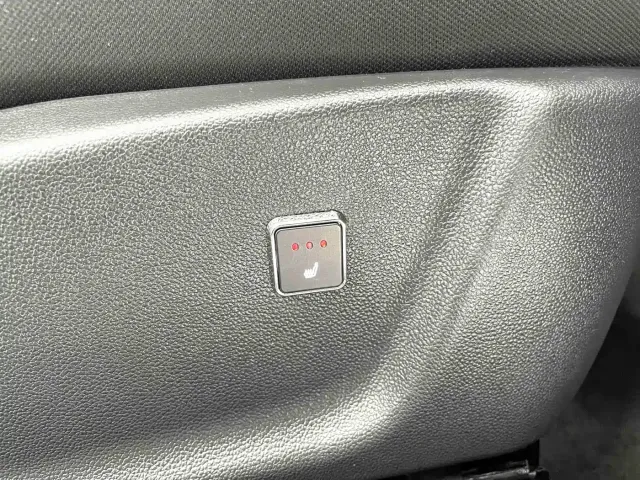 Changan Eado — Фото автомобиля 18
