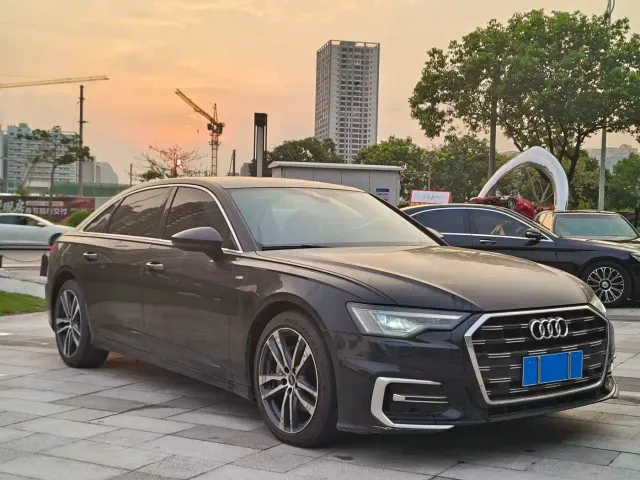 Audi A6L — Фото автомобиля 3