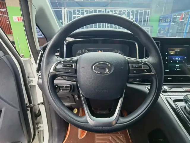 GAC Trumpchi M8 — Фото автомобиля 11