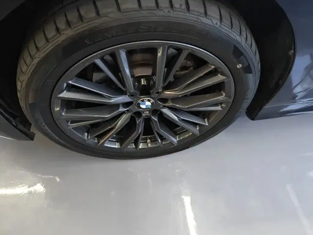 BMW 3 Series — Фото автомобиля 22
