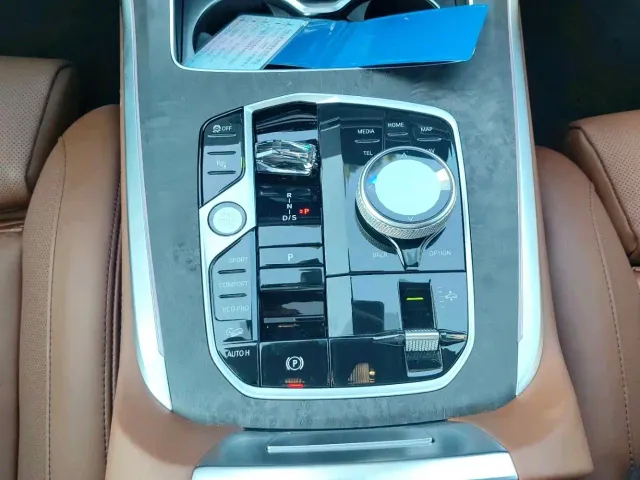 BMW X7 — Фото автомобиля 10