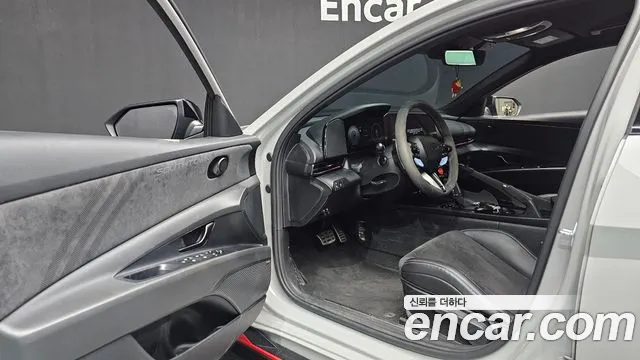 Hyundai Avante CN7 — Фото автомобиля 10