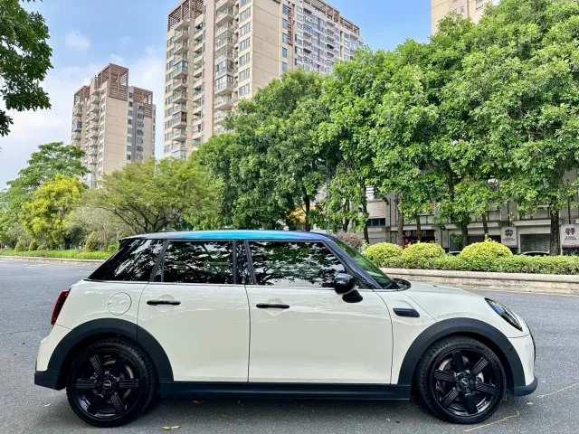 MINI Hatch — Фото автомобиля 5