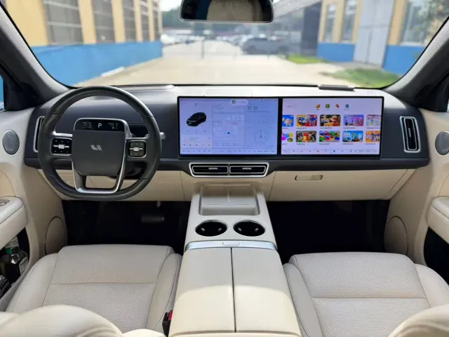 Li Auto L7 — Фото автомобиля 5