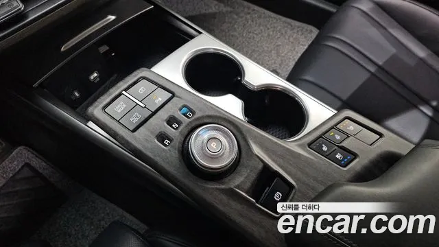 Kia K8 — Фото автомобиля 9