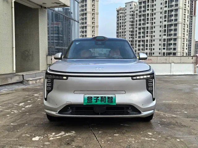 IM Motors LS8 — Фото автомобиля 2