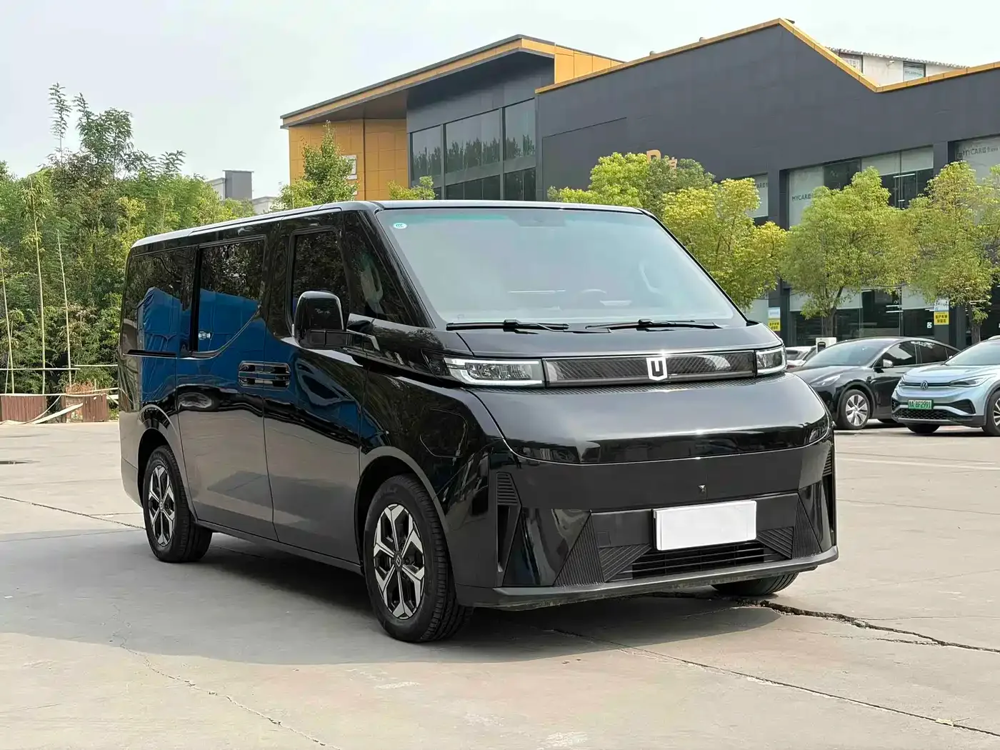 Yuan Cheng Geely Xingfu 2024 Fortune Edition 68.03kWh (Complete Vehicle) 7-Seater — Фото автомобиля 3
