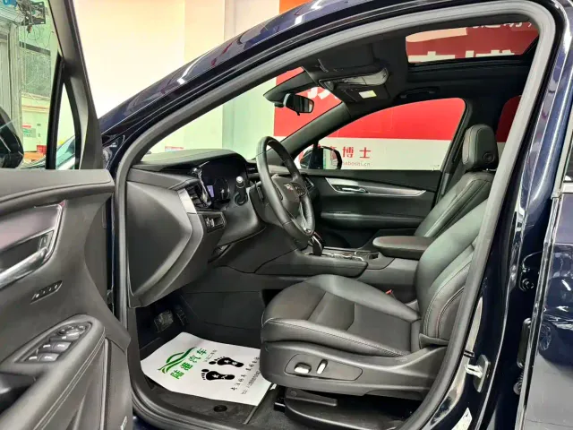 Cadillac XT6 — Фото автомобиля 4