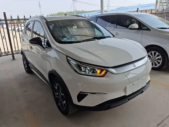 BYD Yuan Pro — Фото автомобиля 3