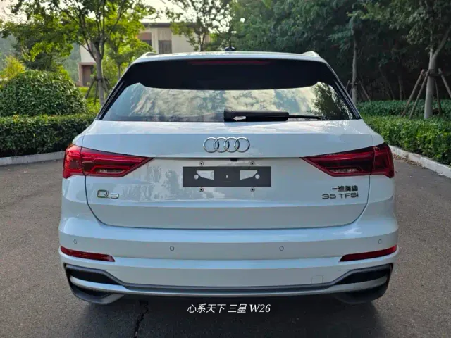 Audi Q3 — Фото автомобиля 13