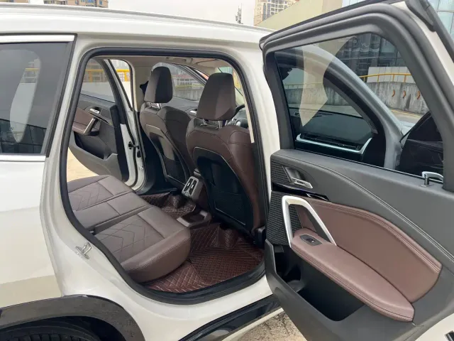 BMW X1 — Фото автомобиля 10