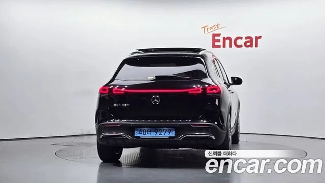 Mercedes-Benz EQA — Фото автомобиля 3