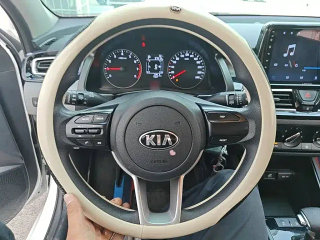 Kia Forte — Фото автомобиля 10