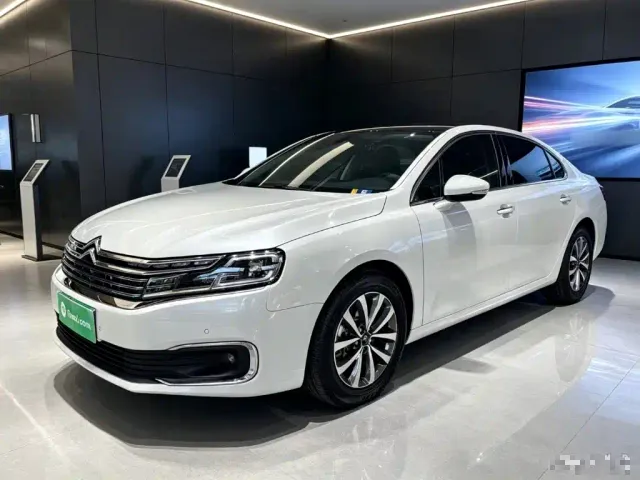Фотография автомобиля — Citroen C6