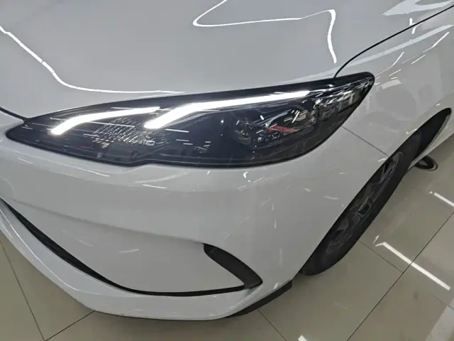 BYD Seal 05 DM-i — Фото автомобиля 23