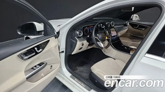 Mercedes-Benz C-Class — Фото автомобиля 8
