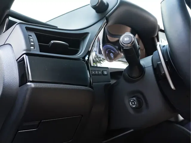 Lexus ES — Фото автомобиля 12