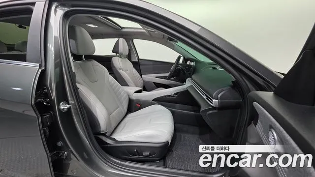 Hyundai AVANTE Avante (CN7) — Фото автомобиля 8