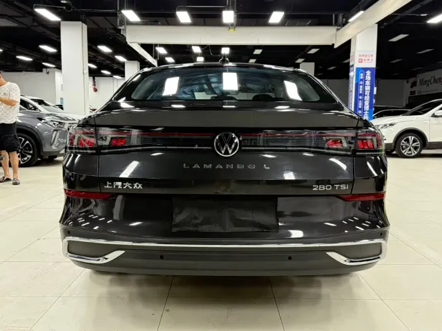 Volkswagen Lamando — Фото автомобиля 5