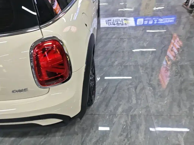 MINI Hatch — Фото автомобиля 7